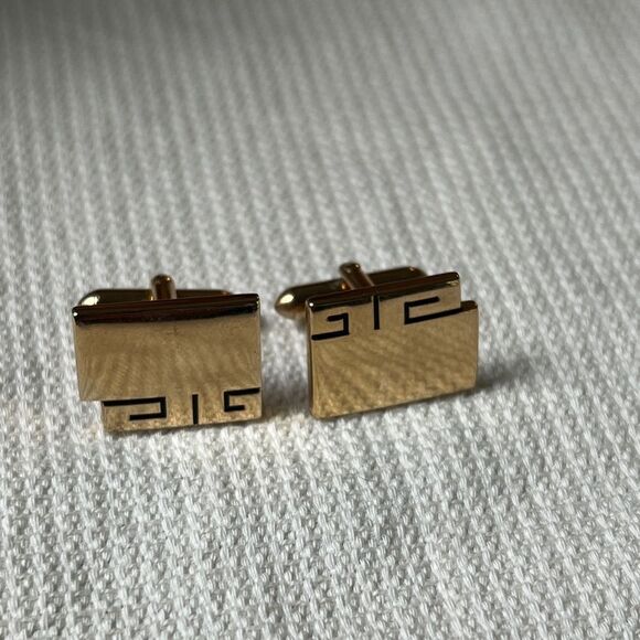 Vintage marked SWANK square gold tone chain pattern cufflinks - Picture 1 of 3